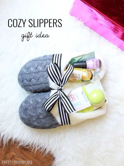 55+ Christmas Gifts For Mom | What To Get Mom For Christmas 6 Inexpensive Christmas Gifts, Diy Christmas Presents, Inexpensive Christmas, Easy Handmade Gifts, Cozy Slippers, Special Christmas Gift, Diy Gifts For Him, Diy Gifts For Friends, Friends Diy