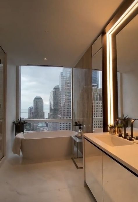 Bathroom Nyc Apartment, City Apartment Aesthetic Bathroom, La Condo Aesthetic, Modern Homes Aesthetic, Carrie Bradshaw Home Decor, New York City Apartment Bathroom, Dream House Apartment, Dr Apartment Shifting, Nyc Apartment Aesthetic Bathroom