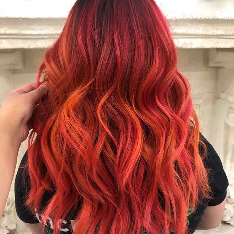 Red Hair Orange Highlights, Red Hair Vampire, Red Hair Orange, Orange Ombre Hair, Fire Red Hair, Alt Hair, Phoenix Hair, Hello Hair, Sunset Hair