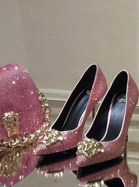 Versace Aesthetic, Versace Heels, Versace Pink, Jeweled Shoes, Shoes Heels Classy, Versace Shoes, Stunning Shoes, Versace Outfit, Fancy Shoes