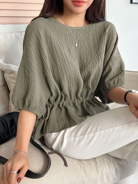 Trendy Tops For Women Casual, Women Blouses Fashion Casual, Cotton Short Tops, Drawstring Sleeve, Cotton Tops Designs, Batwing Sleeve Top, Blouse Casual Fashion, Batwing Top, Stylish Short Dresses