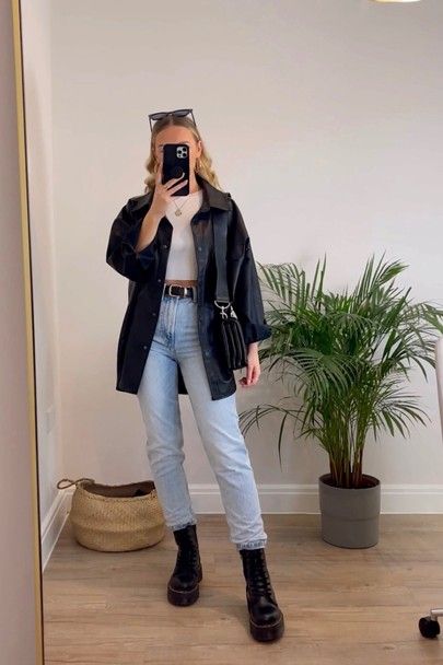 Black Leather Shirt Outfit, Leather Shacket Outfit, Black Mom Jeans Outfit, Leather Shirt Outfit, Leather Vest Outfit, Chunky Boots Outfit, Shacket Outfit Women, Jean Shirt Outfits, Black Shirt Outfits