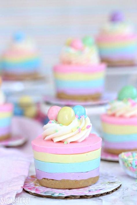 http://weheartit.com/entry/282973590 Easter Brunch Treats, Yummy Easter Desserts, Easter Cheesecake, Easy Easter Treats, Easy Easter Desserts, Easter Desserts, Small Cakes, Easter Desserts Recipes, Torte Cupcake