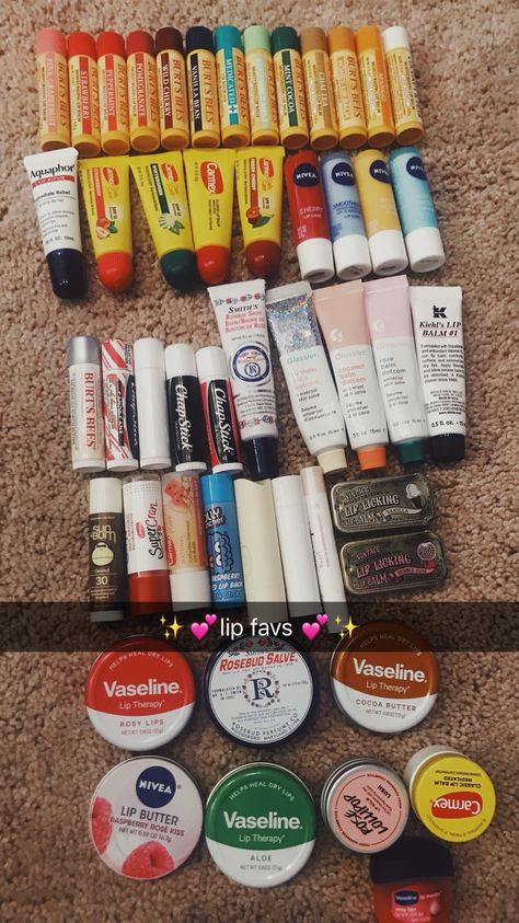 Burts Bees Chapstick, Acne Concealer, Drugstore Skincare Routine, Rosebud Salve, Lip Balm Collection, Vaseline Lip, Natural Skincare Brands, Lip Gloss Collection, Concealer Makeup