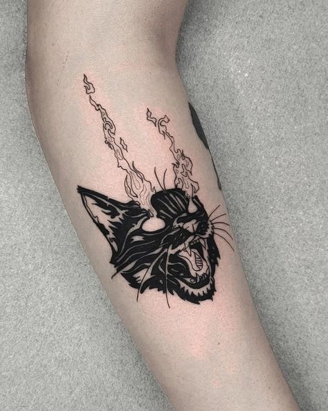 Black Cat Tattoos, Flame Tattoos, Hand Tattoos For Guys, Black Ink Tattoos, Elegant Tattoos, Dope Tattoos, Tattoo Design Drawings, Creative Tattoos, Dragon Tattoo