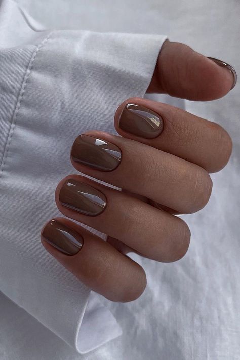 Classy Brown Nails, Kutek Disney, Brown Nail, Hello Nails, Fall Gel Nails, Mirror Nails, Cute Nails For Fall, Nagel Tips, Smink Inspiration