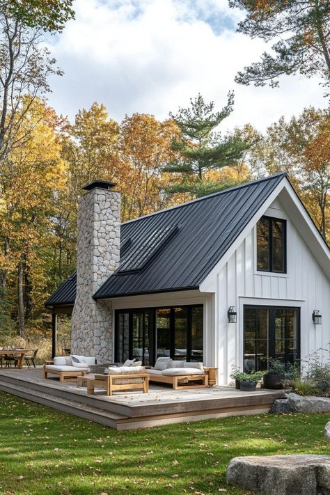 Two Cottages Connected, Cabin In The Woods Decorating Ideas, Smaller House Design, Airbnb House Plans, Modern Pnw Home, Rustic House Outside, Cabin Home Design, Modern Rustic House Design Exterior, Black House Exterior Farmhouse