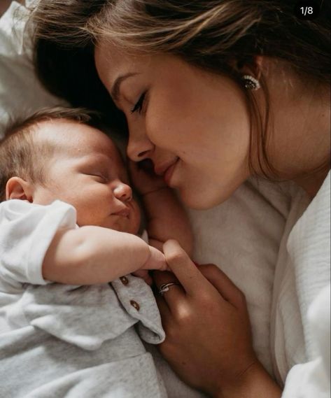 Newborn And Mama Photos, Momma And Newborn Pictures, Mom And Son Photo Ideas Newborns, Mother Son Newborn Pictures, Mother And Son Newborn Pictures, Newborn Shoot With Mom, Mommy And Newborn Pictures, Mother Newborn Photoshoot, Newborn Photoshoot With Mom