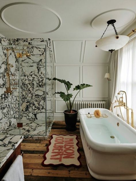 Vogue Bathroom, Buchanan Studio, Eclectic Bathroom, Bad Inspiration, Unique Interior Design, Dream House Interior, Beautiful Bathrooms, House Inspo, Dream Home Design