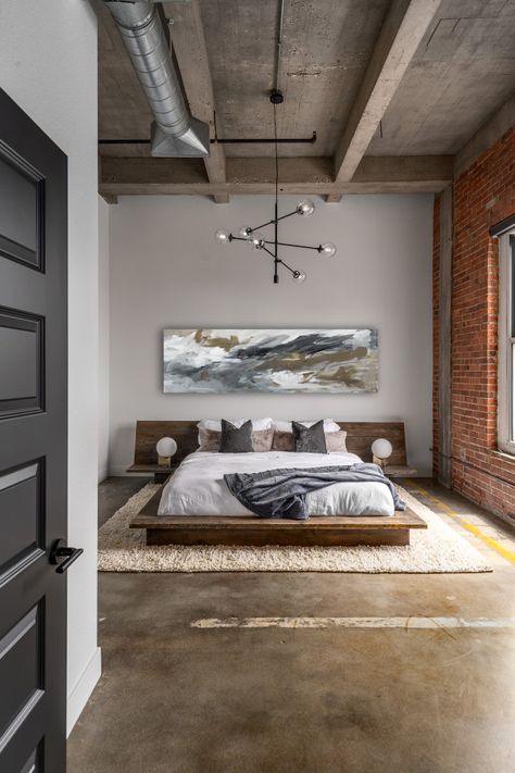 15 Lavish Industrial Bedroom Designs That Will Amaze You Industrial Bedroom Ideas For Couples, Industrial Grey Bedroom, Industrial Bedroom Interior Design, Contemporary Industrial Bedroom, Bedroom Decor Industrial, Industrial Apartment Bedroom, Industrial Room Bedroom, Bathroom Industrial Design, Bedroom Industrial Design