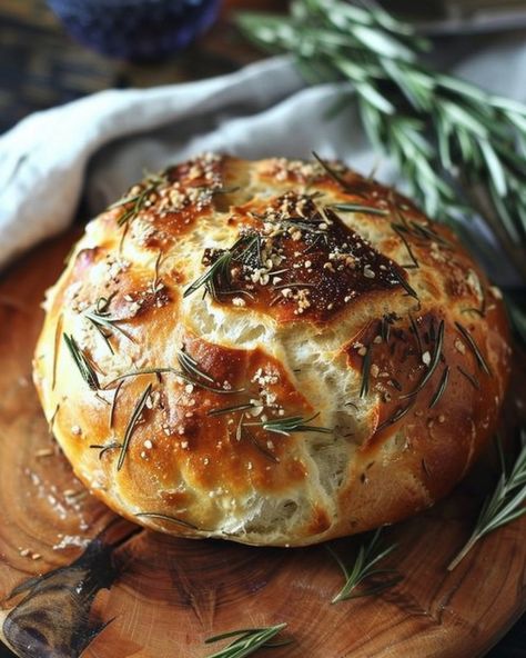 Rustic No Knead Rosemary Garlic Bread - Miarecipes Rosemary Garlic Bread Recipe, Rosemary Garlic Bread, Water Room, Rosemary Salt, Rosemary Bread, Dutch Oven Bread, Martha Stewart Recipes, Garlic Bread Recipe, Rustic Bread