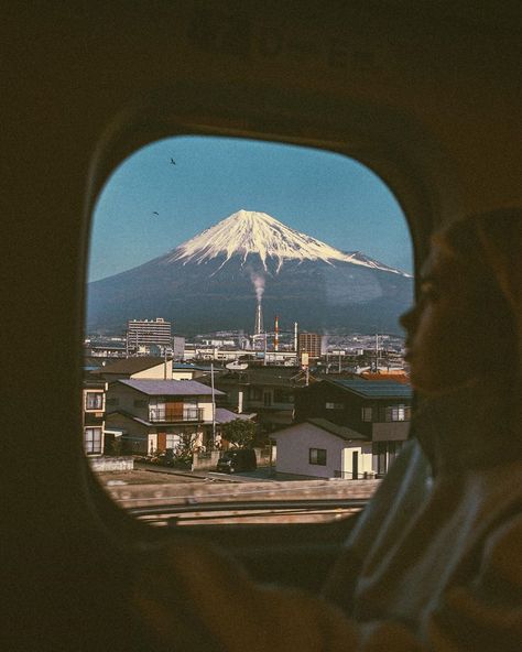 Nathan Landers on Instagram: “Sight seeing at 300kmph🚄💨⛩🏯⛰💨🍃#teganandnedpresets” Mama Earth, 35mm Photography, Into The Wild, Cinematic Photography, Pretty Places, Photography Inspo, Travel Aesthetic, The Window, Japan Travel