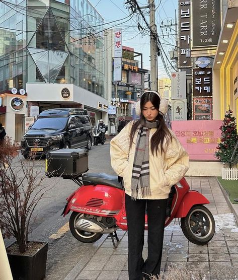 Tokyo Winter Outfit, Outfits For Japan, Japan Outfit Winter, Julia Ma, Tokyo Winter, Tokyo Outfits, Korean Winter Outfits, Korea Winter, Winter In Japan