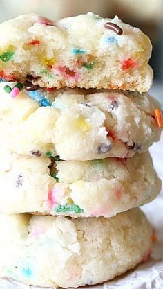 Gooey Butter Cookies Recipe, Cream Cheese Butter, Best Cake Mix, Gooey Butter Cookies, Gooey Butter, Funfetti Cake Mix, Cheese Butter, Butter Cookies Recipe, Funfetti Cake