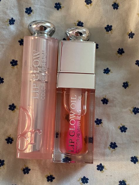 dior lip glow oil and balm cute Dior Lip Glow Oil, Dior Addict Lip Glow Oil, Lip Glow Oil, Alat Makeup, Dior Lip, Dior Girl, Dior Addict Lip Glow, Dior Lip Glow, Glow Oil