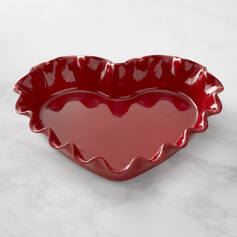 Heart Shaped Decor, Clay Heart Dish, Valentines Day Kitchen, Heart Pie, Cute Dishes, Old Objects, Red Dishes, Emile Henry, Ceramic Baking Dish