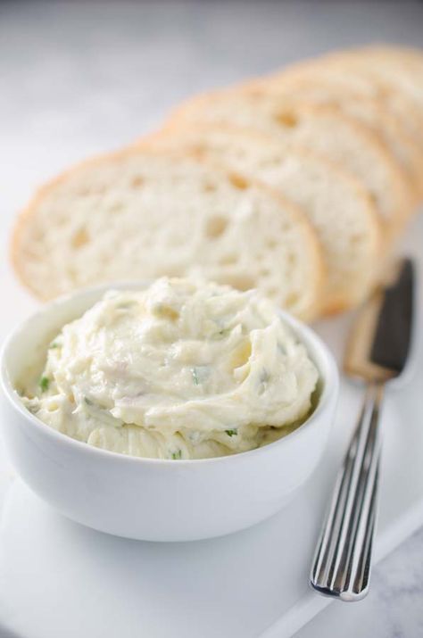 Roasted Garlic & Rosemary Whipped Butter Rosemary Butter, Flavored Butter Recipes, Flavored Butters, Compound Butters, Oh Sweet Basil, Whipped Butter, Rosemary Garlic, Flavored Butter, Sweet Basil