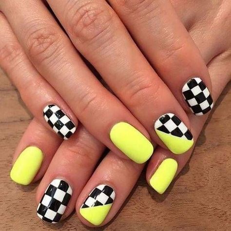 Nascar Nails, Racing Nails, Nails Hot Pink, Flag Nails, Checkered Nails, Neon Acrylic Nails, Western Nails, Ten Nails, Nagellack Trends