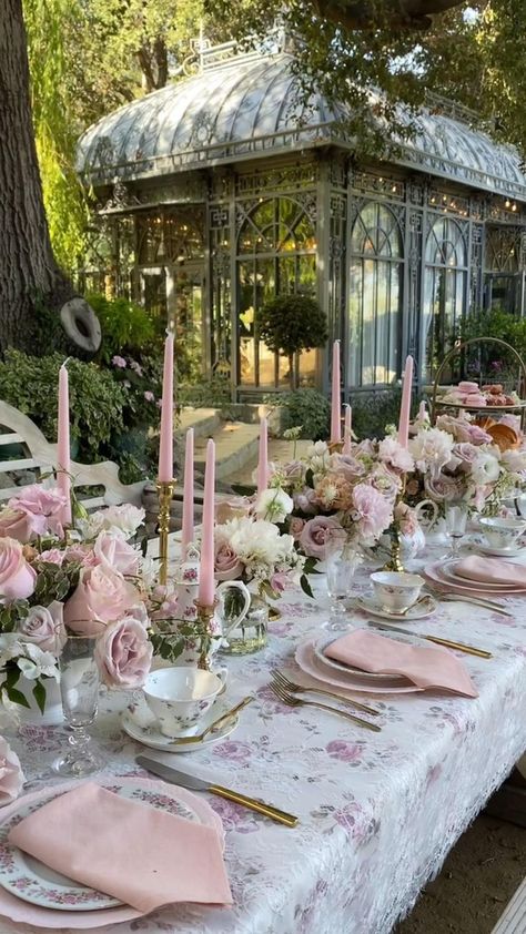 Tea Party Table, Tea Party Theme, Bridal Tea, Birthday Brunch, Tea Party Bridal Shower, 18th Birthday Party, Tea Party Garden, Tea Party Birthday, Birthday Dinners