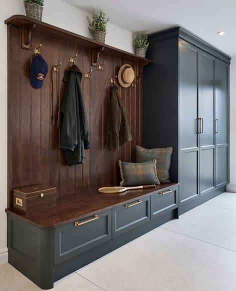 Oak Boot Room, Bootroom Utility Room, Dark Green Mudroom Cabinets, Country Boot Room, Moody Mud Room, Coat Room Ideas, Mudroom Coat Hooks, Utility And Boot Room Ideas, Boot Room Ideas Entrance