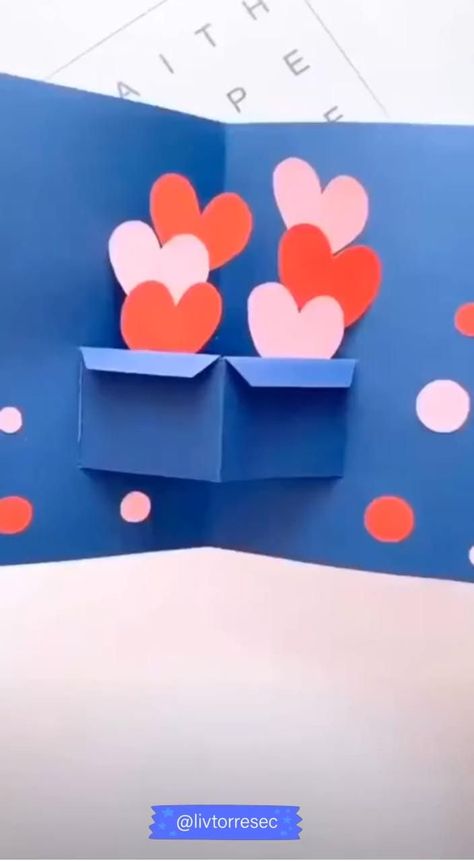 Heart Pop Up Card, Valentines Day Cards Diy, Hadiah Diy, Kraf Kertas, Birthday Card Craft, Cool Paper Crafts, Origami Crafts Diy, Kraf Diy, Paper Crafts Origami