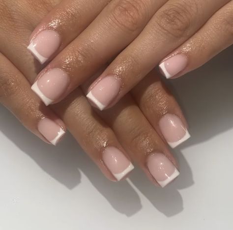 Small French Tip Nails Square, Natural French Tip Acrylic Nails, Short Natural Acrylics, Natural Elegant Nails, Short White Tip Acrylic Nails, Classy Acrylic Nails Short, Short Natural Acrylic Nails, Short Square French Nails, Natural Acrylic Nails Short