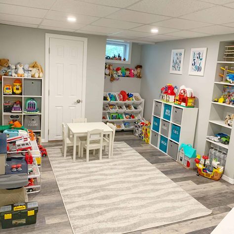 Toddler Bedroom With Toys, Toys Organization Ideas Bedroom, Play Room Baby Ideas, Play Room Ideas Boys, Playroom School Area, Toy Room Set Up Ideas, Living Room And Toy Room Combo, Toy Rooms Ideas, Basement Home Daycare Ideas