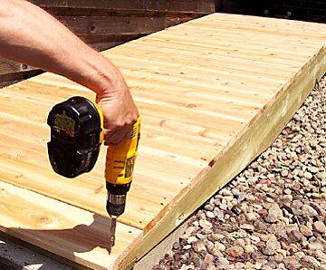 SCD_202_07 Wooden Ramp Diy How To Build, Wheelchair Ramp Diy, Porch With Ramp, Wheelchair Ramps For Home, Wheelchair Ramp Design, Outdoor Ramp, Shed Ramp, Wooden Ramp, Deck Diy