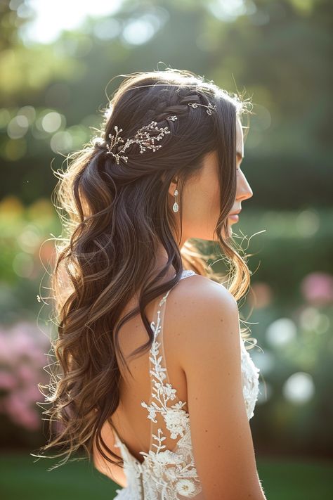 Wedding Hair Clip In Extensions, Bride Hairstyles Brunette Half Up, Down Hairdos For Wedding, Wedding Glamour Waves, Wedding Hair Long Waves, Bridal Hair With Accessories, Hairdo Long Hair Wedding, Elven Bridal Hair, Half Up Half Down Bridal Hairstyles