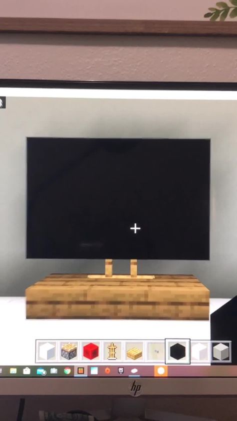 Tv Design Minecraft, Tv Ideas Minecraft, Minecraft Tv Room, Tv Minecraft Ideas, How To Make A Tv In Minecraft, Minecraft Outside Ideas, Minecraft Tv Ideas, Minecraft Tv Designs, Tv In Minecraft