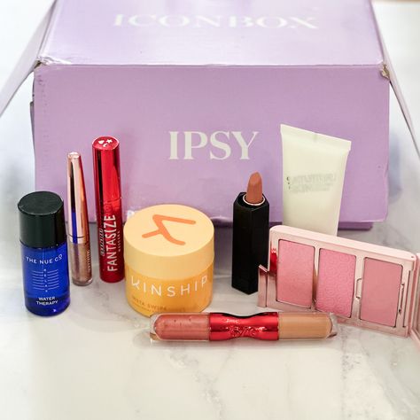 Today on the blog we're having a look at the May Icon Box by Ipsy and answering the question, "is it worth it?" 🤔  The Icon Box by Ipsy is a quarterly upgrade to the Ipsy Glam Bag - check out the post to see the full breakdown. Do you subscribe to any beauty boxes?    Icon Box by Ipsy May 2024 Review: Is it Worth It? Allure Beauty Box, Exfoliating Pads, Ipsy Glam Bag, Box Icon, Is It Worth It, Glam Bag, Beauty Games, Beauty Box Subscriptions, Cute Room Decor