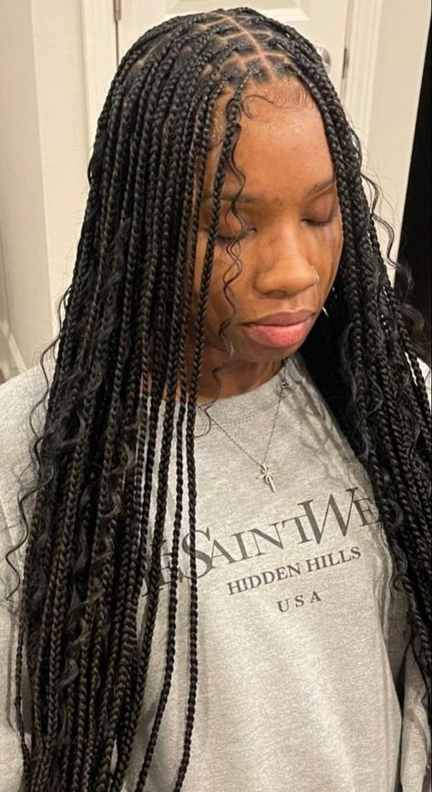 Xs Knotless Braids Boho, Boohoo Knotless Braids, Boohoo Braids, Extra Small Knotless Box Braids, Small Box Braids Hairstyles, Black Hair Video, Short Box Braids Hairstyles, Short Box Braids, Birthday Hair