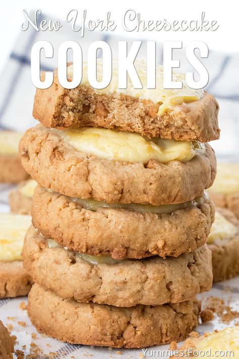 You will love this easy New York Cheesecake Cookies recipe from the scratch – crispy cookies topped with light refreshing cream cheese and lemon cream! Baking Competition, Yummiest Food, Cheesecake Cookies Recipes, Edible Ideas, Giant Cookies, Coconut Cookies Recipes, Graham Cracker Recipes, Count Calories, Amazing Meals