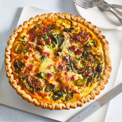 Ham and Leek Quiche Recipe | Real Simple Pioneer Woman Ham And Leek Mini Quiches, Summer Quiche, Easter Sandwich Board Ideas, Ham And Leek Quiche, Quiche Recipes Leek, Spring Quiche, Leek Quiche Recipes, Easy Easter Dinner, Leek Quiche