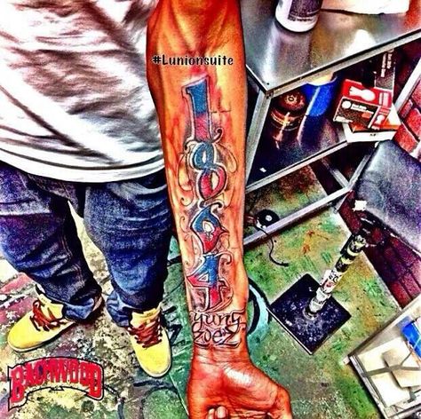 Sick! Haiti 1804 ♡♡ tattoo on MMG DJ Sam Sneak arm ♡♡ 1804 Haiti Tattoo, Haitian Tatoos, Haitian Tattoo Ideas Haiti, Haitian Tattoo Ideas, Haiti Tattoo Ideas, Haitian Tattoo, Haiti Tattoo, Tattoo Homme, Black Men Tattoos