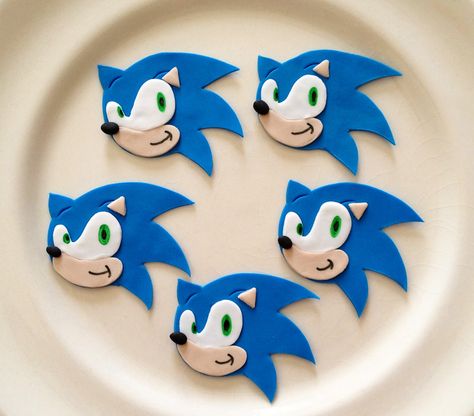 sonic the hedgehog cupcakes Sonic Cakepops, Sonic The Hedgehog Cupcake Toppers, Hedgehog Cake Ideas, Sonic The Hedgehog Cupcakes, Sonic Cupcakes, Hedgehog Cupcakes, Super Sonic The Hedgehog, Hedgehog Cupcake, Sonic Birthday Cake