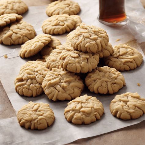 Nonna's Italian Amaretto Cookies Italian Sesame Seed Cookies, Amaretto Cookies, Italian Cookie Recipe, Lemon Ricotta Cookies, Wine Cookies, Cookie Glaze, Sesame Cookies, Italian Christmas Cookies, Lemon Cookies Recipes