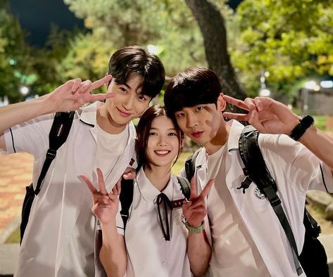 “20th Century Girl” Star Byun Woo Seok On The Film’s Ending, His 1st Love, Kim Yoo Jung, And More | Soompi Byun Woo Seok, 1st Love, 20th Century Girl, Byeon Woo Seok, Kim Yoo Jung, 20th Century, Kdrama