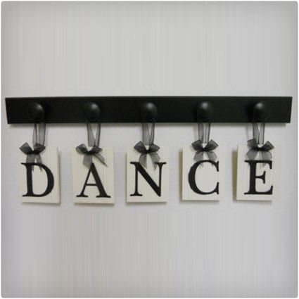 35 Creative Gifts for Dancers - Dodo Burd Dance Signs, Dance Bedroom, Dance Competition Gifts, Name Board Design, Gifts For Dancers, Dance Room, Dance Wall Art, Dance Decorations, Dance Rooms