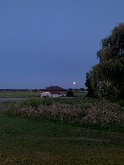 willow tree evening sunset moon house aesthetic moon photo blue hour bike ride creek stream night drive Blue Night Aesthetic, Bri Core, Blue Hour Aesthetic, Dark Hour, Moon House, Houses By The Beach, Sunset Photography Nature, Aesthetic Moon, Moon Photo