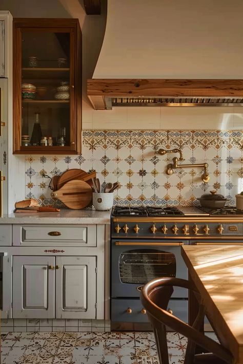 Kitchen Brick Fireplace, Modern Romantic Kitchen, Kitchen Tiles Farmhouse, Cozy Kitchen Renovation, French Cottage Style Kitchen, Vintage Traditional Kitchen, French Country Inspired Kitchen, Good Kitchen Design, Country Kitchen Ideas Farmhouse Style Butcher Block Countertops