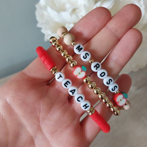 Custom beaded bracelet Beginning Of School Year Teacher Gifts, Teacher Bracelet, Teacher Jewelry, Word Bracelet, Clay Bracelet, Diy Bracelet Designs, Beads Bracelet Design, School Style, Bracelet Design