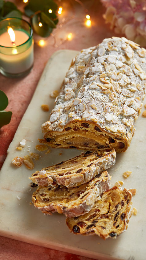 Christmas stollen with slices cut out on a marble board Mary Berry Stollen, Stollen Bites Recipe, Easy Stollen Recipe, Marzipan Pastry, Advent Recipes, Baking Website, Marzipan Stollen, Stollen Cake, Odd Fellow