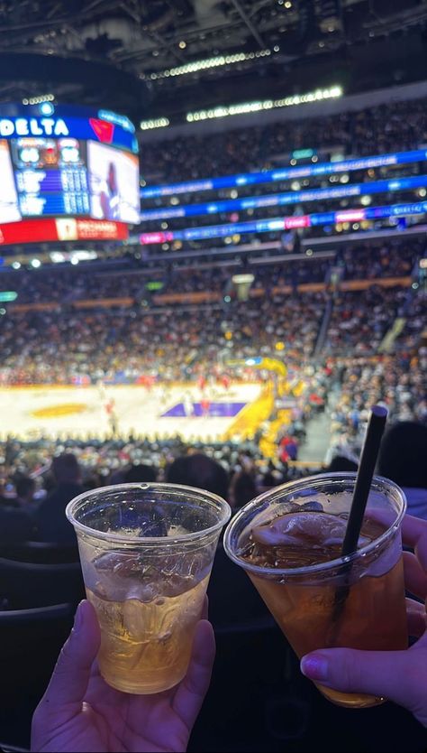 La Lakers Aesthetic, Basketball Game Couple Pictures, Lakers Game Aesthetic, Game Date, Senior Year Scrapbook, Year Scrapbook, Manifest Board, La Aesthetic, 10 Year Plan