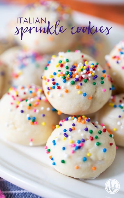 Italian Anise Cookies, Sprinkle Cookies Recipe, Cookies With Sprinkles, Italian Ricotta Cookies, Sugar Spun Run, Sour Cream Cookies, Lemon Ricotta Cookies, Italian Wedding Cookies, Anise Cookies