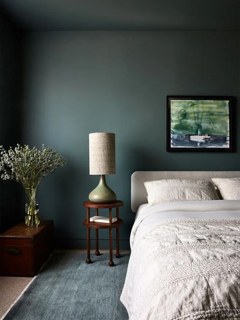 Dark Green Sofa, Coin Banquette, Bedroom Color Ideas, Small Sectional Sofa, Green Sofa, Bedroom Color, Bedroom Paint Colors, A New World, Bedroom Paint