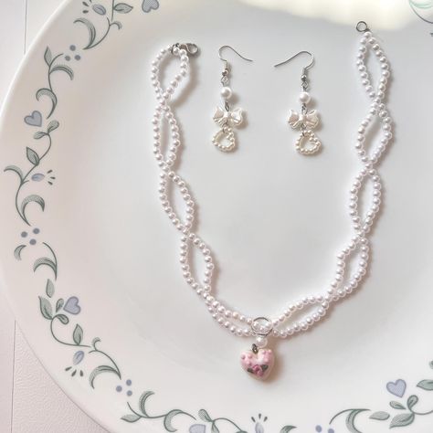 It’s so coquette🎀 #beadedjewelry #handmade #coquette #pink #coquetteaesthetic Pink Coquette Jewelry, Coquette Beaded Necklaces, Heart Coquette Necklace, Pink Coquette Necklace, Coquette Pearl Necklace, Coquette Jewelry, Coquette Pink, June 21, Diy Jewellery