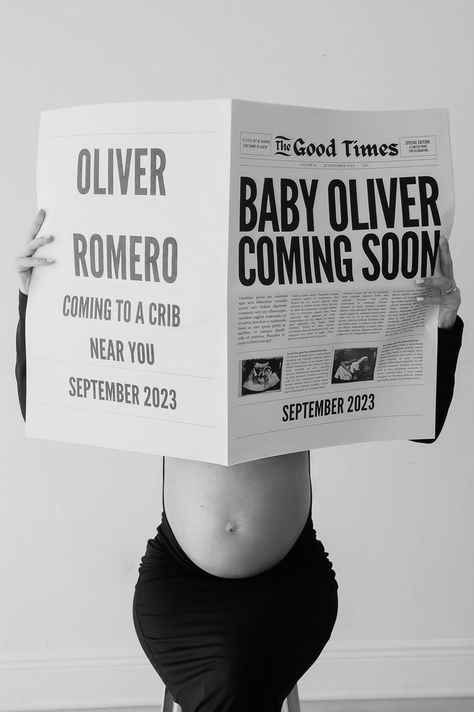 Unique Bump Photos, Maternity Pictures Diy How To Take, Newspaper Announcement Photoshoot, Newspaper Pregnancy Photoshoot, Italy Pregnancy Announcement, Expecting Baby Photoshoot, News Paper Pregnancy Announcement, Pregnancy Announcement Ideas Instagram, Unique Maternity Photoshoot Ideas