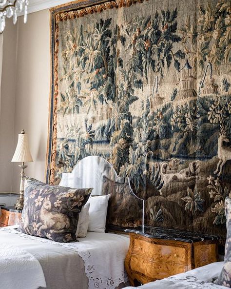 La Creuzette on Instagram: "Aubusson tapestries can be found in all of our bedrooms. In the Marie Antoinette bedroom this beautiful 17th century tapestry adorns the main wall behind the two double beds. • • • #lacreuzette #chambredhotes #chambredhotesdecharme #themedholidays #allinclusivevacation #frenchchateau #beautifuldestinations #creusetourisme" Bedroom Wall Tapestry, Tapestry Bed, Tapestry Interior, Tapestry In Bedroom, Large Wall Tapestry, Headboard Tapestry, Living Room With Tapestry, Wall Tapestry Ideas, Tapestry Over Bed