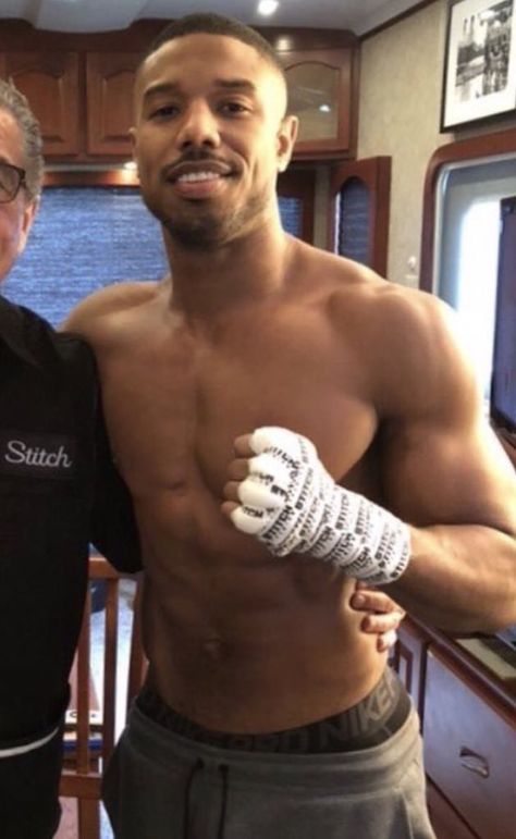 Michael B Jordan Shirtless, Michael Bakari Jordan, Michael B Jordan, Cute Black Guys, Baskets Nike, Actrices Hollywood, Nick Jonas, Hottest Guy Ever, Michael Jordan